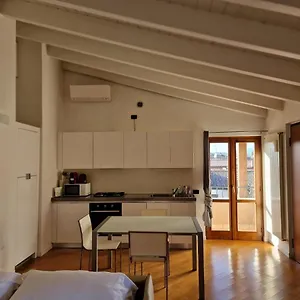  Apartment Vittoria Al Lago Italien